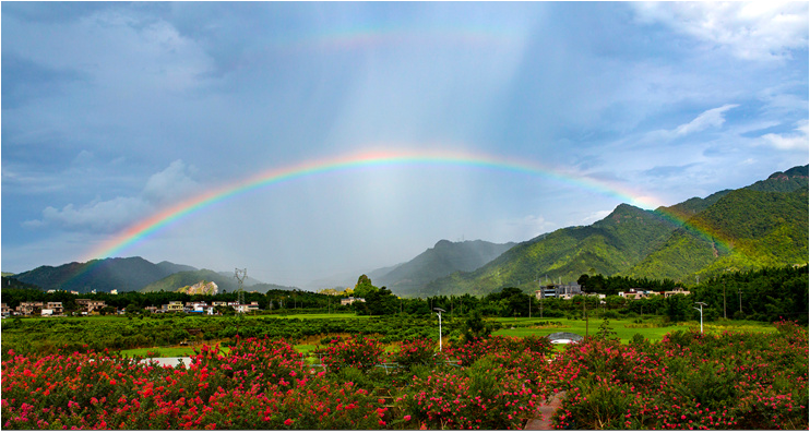 00299 虹耀山村