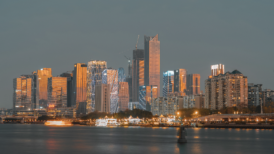 海珠现代感十足的建筑群