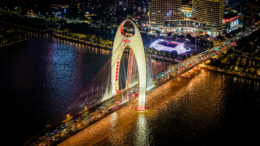 《夜映桥影》刘睿华