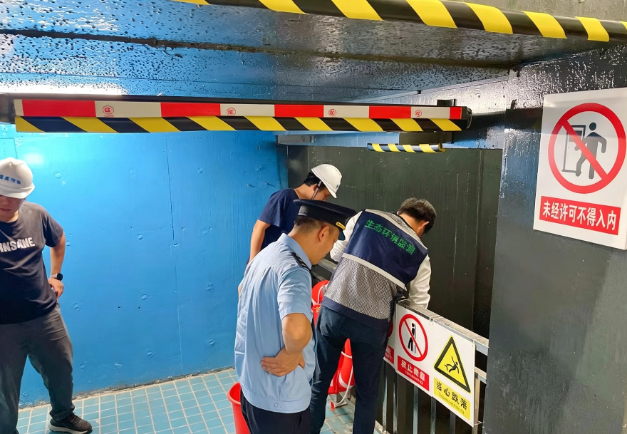 现场采样照片.jpg